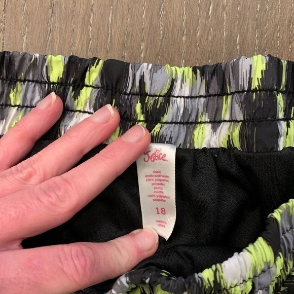 Justice mesh lined track shorts size 18 - Picture 4 of 4